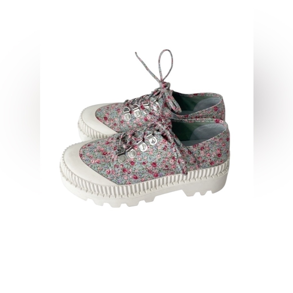 Jeffrey Campbell B2School Blue
Floral Fabric Platform Lace
Up Lug Sole Size 8